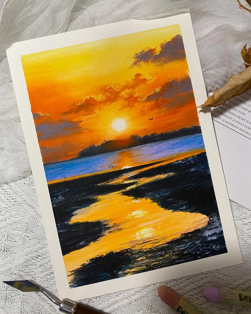 Vẽ tranh ông mặt trời lặn trên biển màu vàng cam