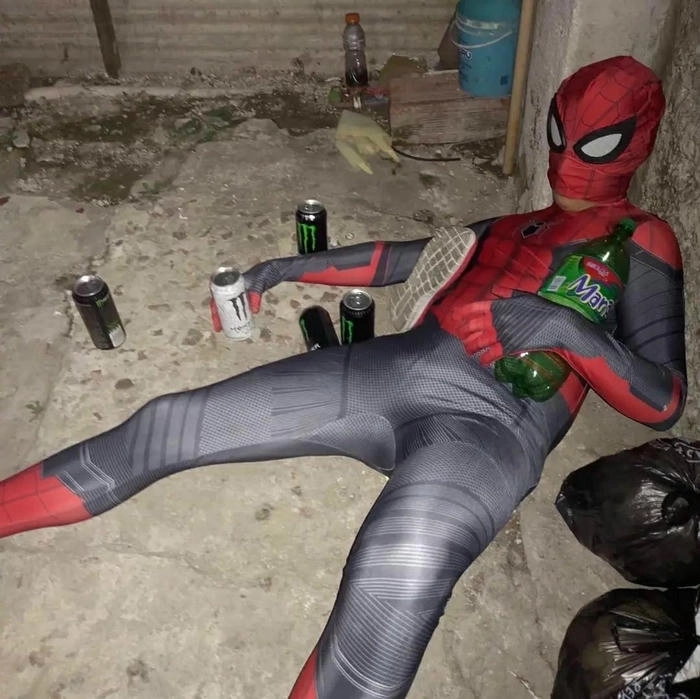 meme người nhện say