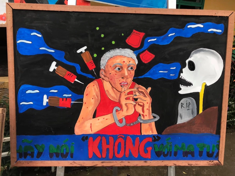 vẽ tranh tệ nạn xã hội ma túy