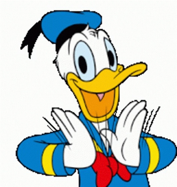 Meme vỗ tay vịt Donald cười híp mắt rất vui vẻ