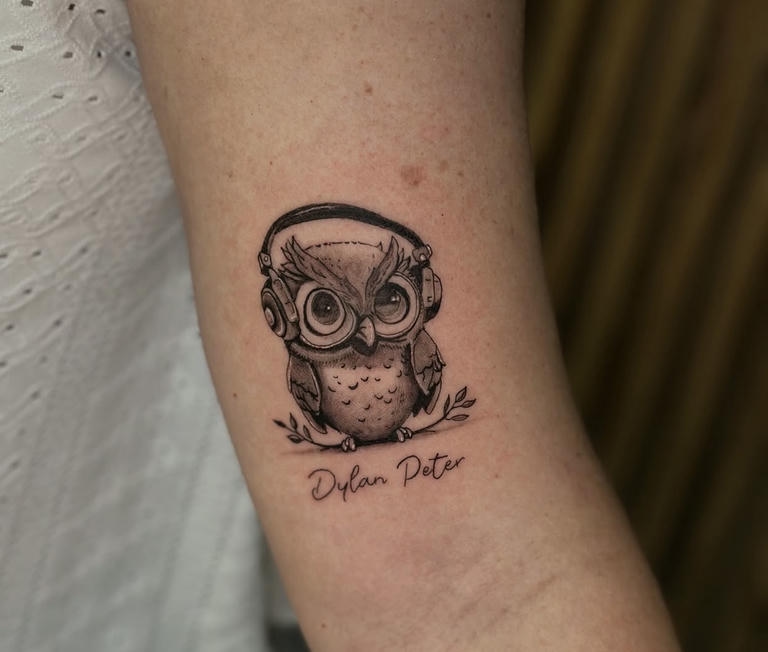 hình xăm cú mèo nhỏ nhắn cho nữ