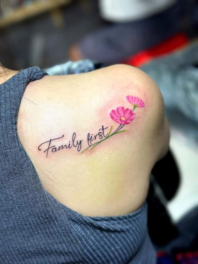 hình xăm family first