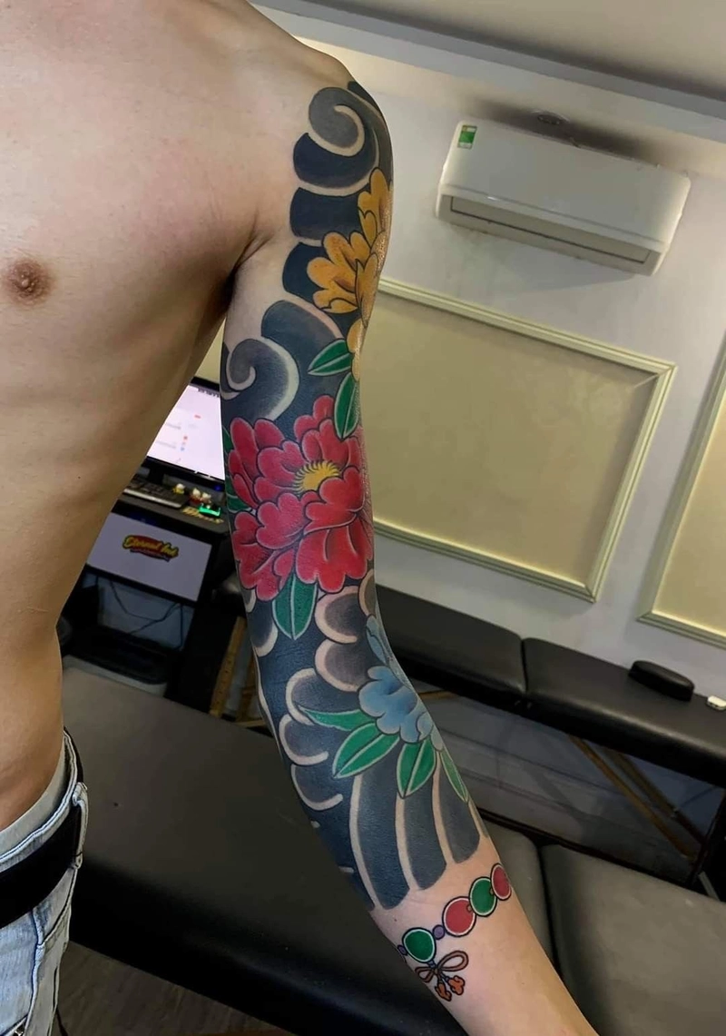 hình xăm hoa mẫu đơn full tay