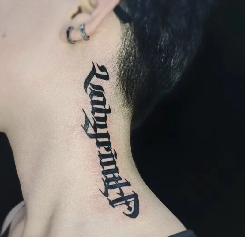hình xăm trên cổ đẹp nhất