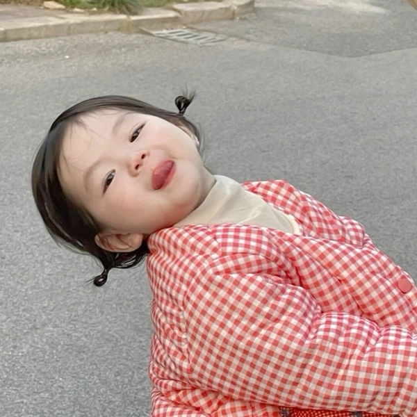 meme em bé cute phô mai que