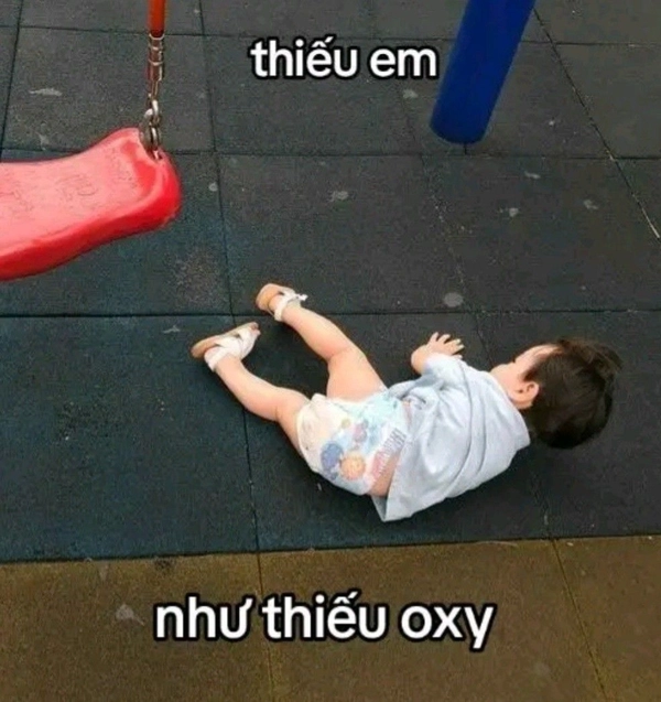 meme em bé giận dỗi