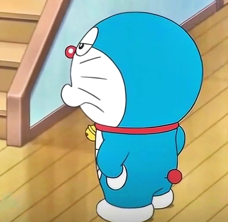 meme người đàn ông chống nạnh chế