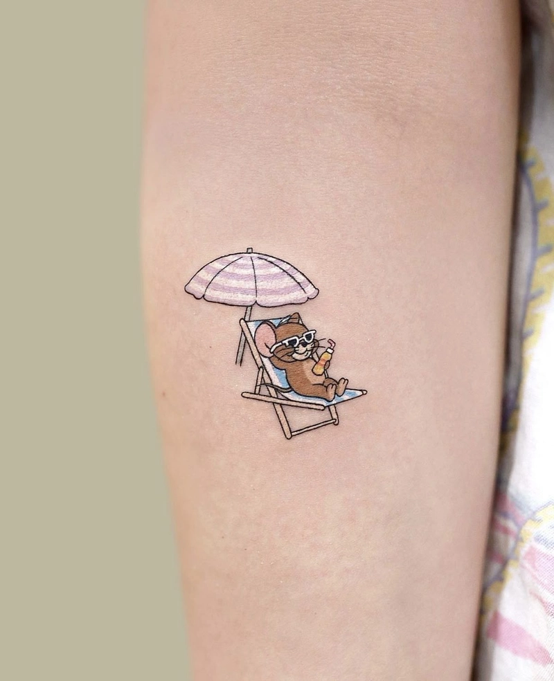 xăm hình chuột jerry đơn giản