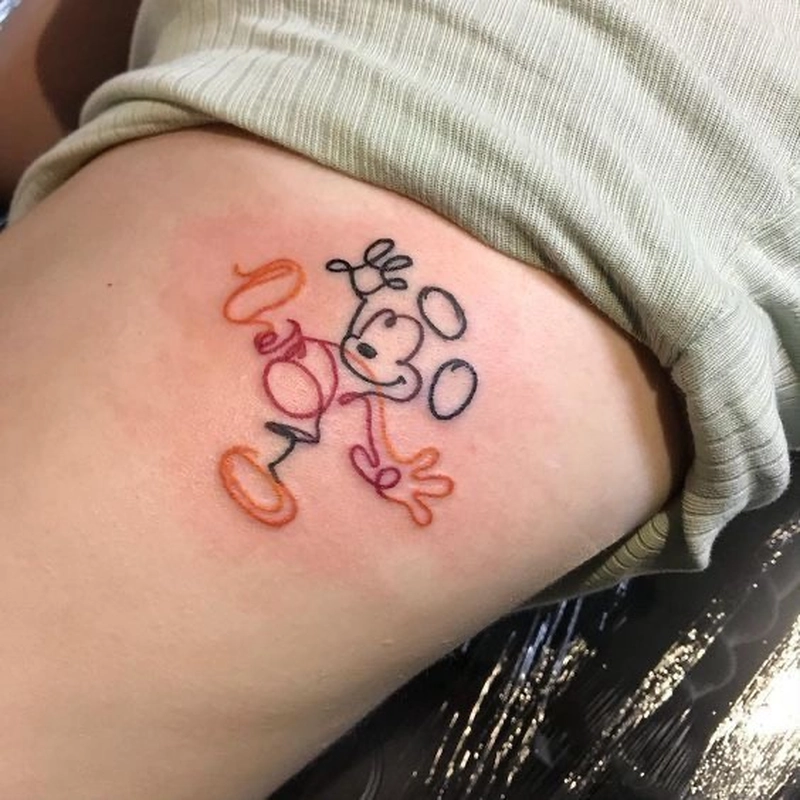 xăm hình mickey độc đáo
