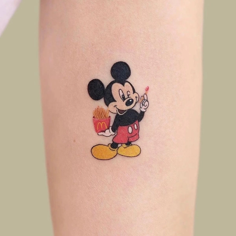 xăm hình mickey đơn giản