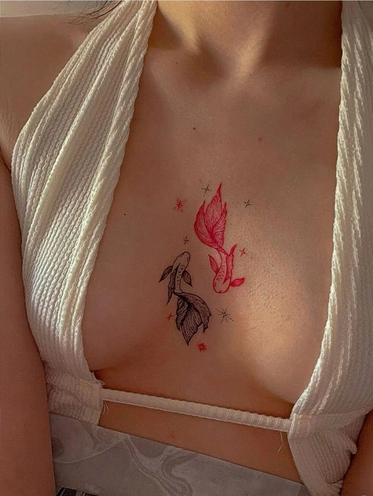 Hình xăm ngực đẹp tinh xảo ấn tượng