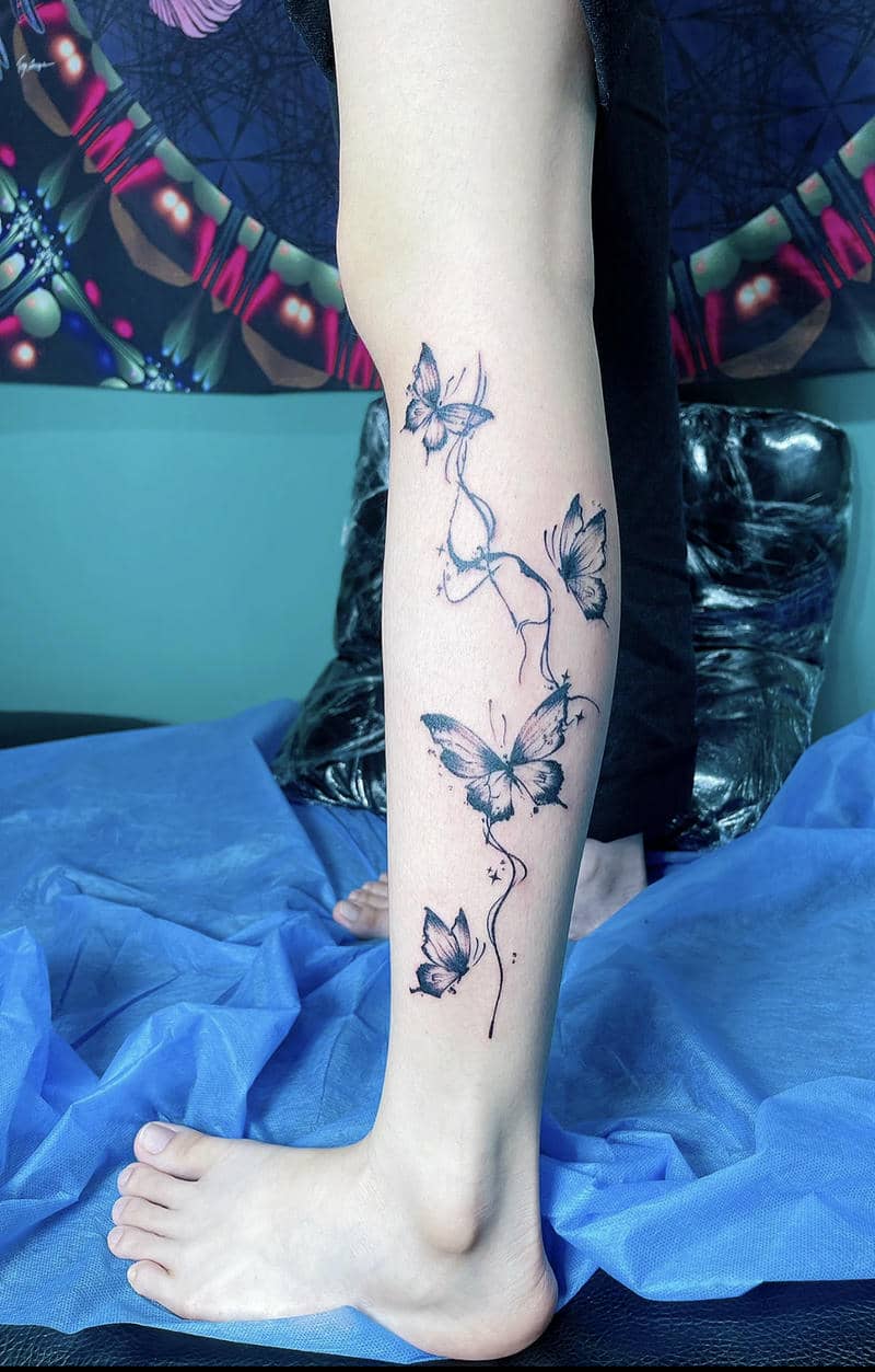 Mẫu xăm bắp chân nữ đẹp và nổi bật