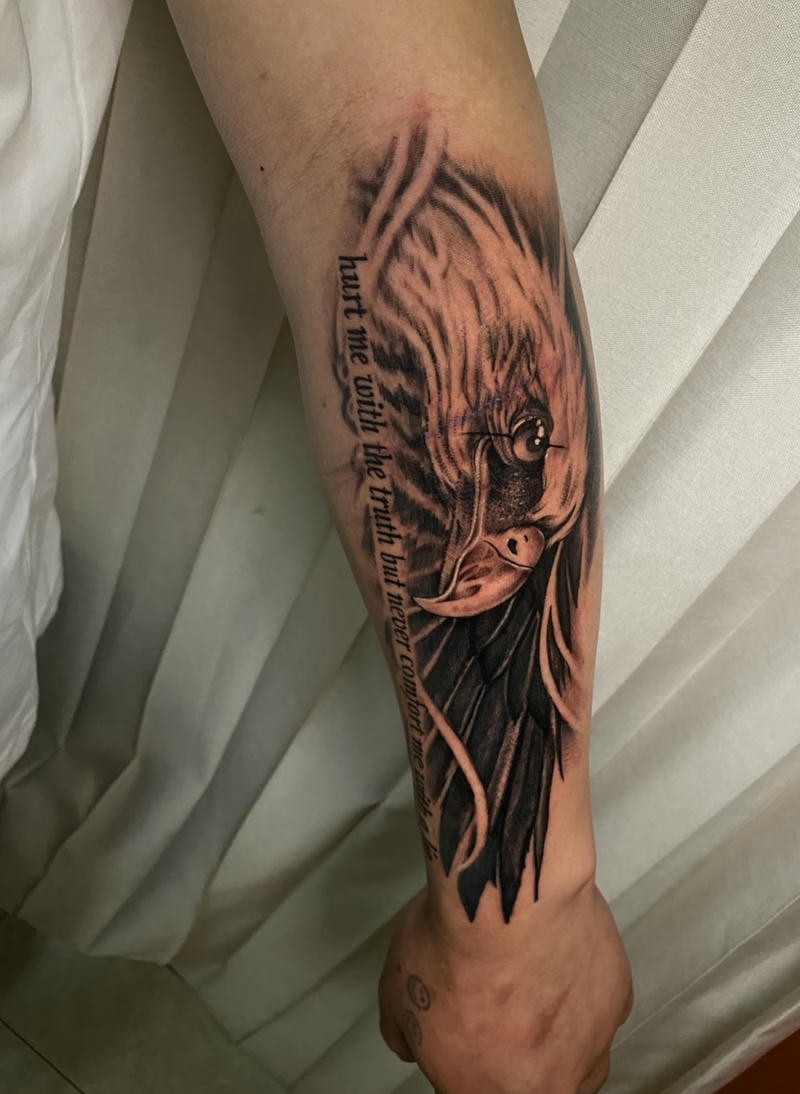 Mẫu xăm đại bàng thần thái vương giả