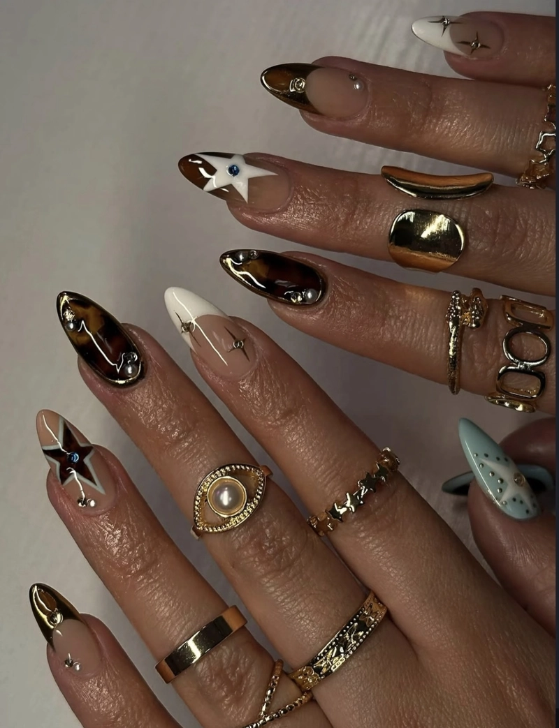 các mẫu nail đẹp da ngăm