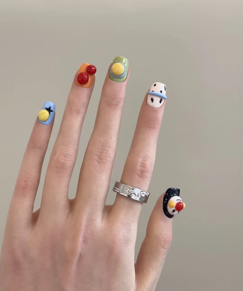 các mẫu nail đơn giản dễ thương