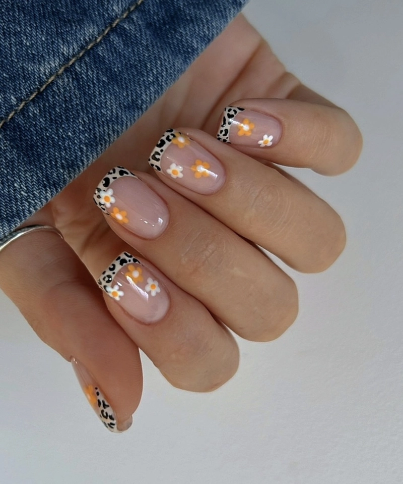các mẫu nail ngắn