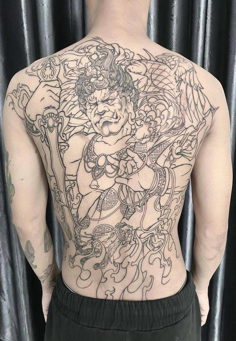 hình xăm bất động minh vương full lưng khung