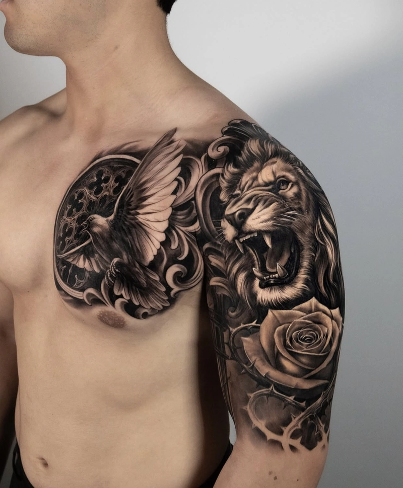 hình xăm hoa hồng ở bắp tay nam