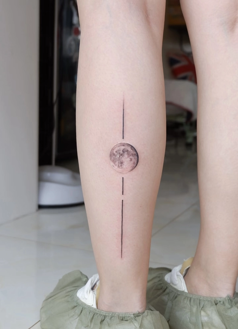 hình xăm mini bắp chân nữ