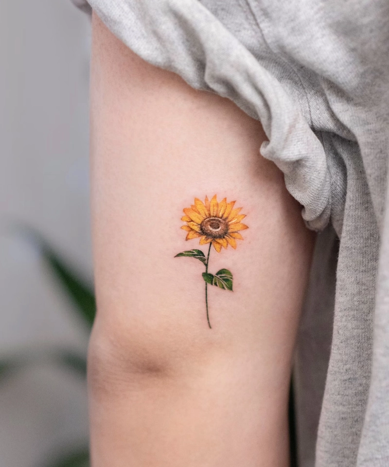 hình xăm mini nữ cute hoa