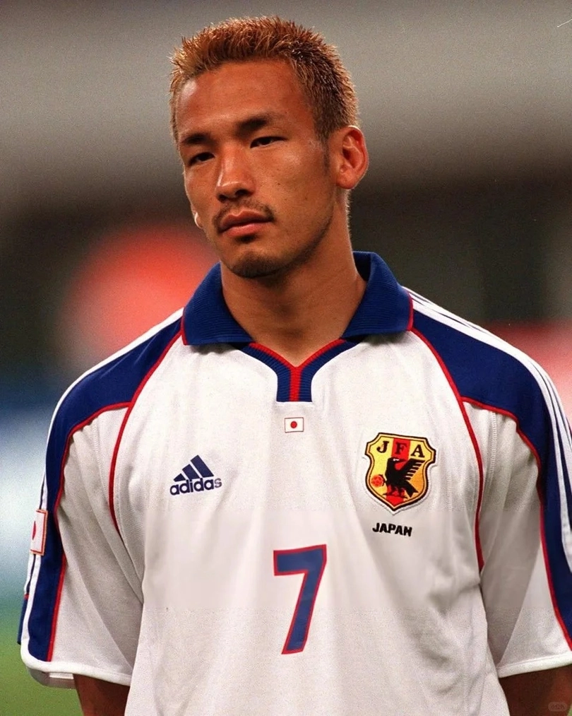 kiểu tóc Nakata NB