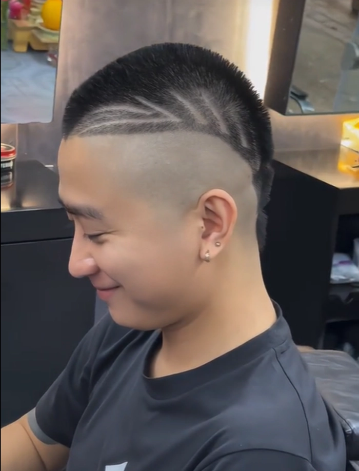 kiểu tóc Nakata để gáy