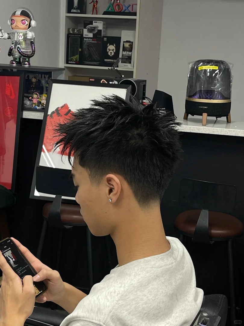 kiểu tóc high taper fade