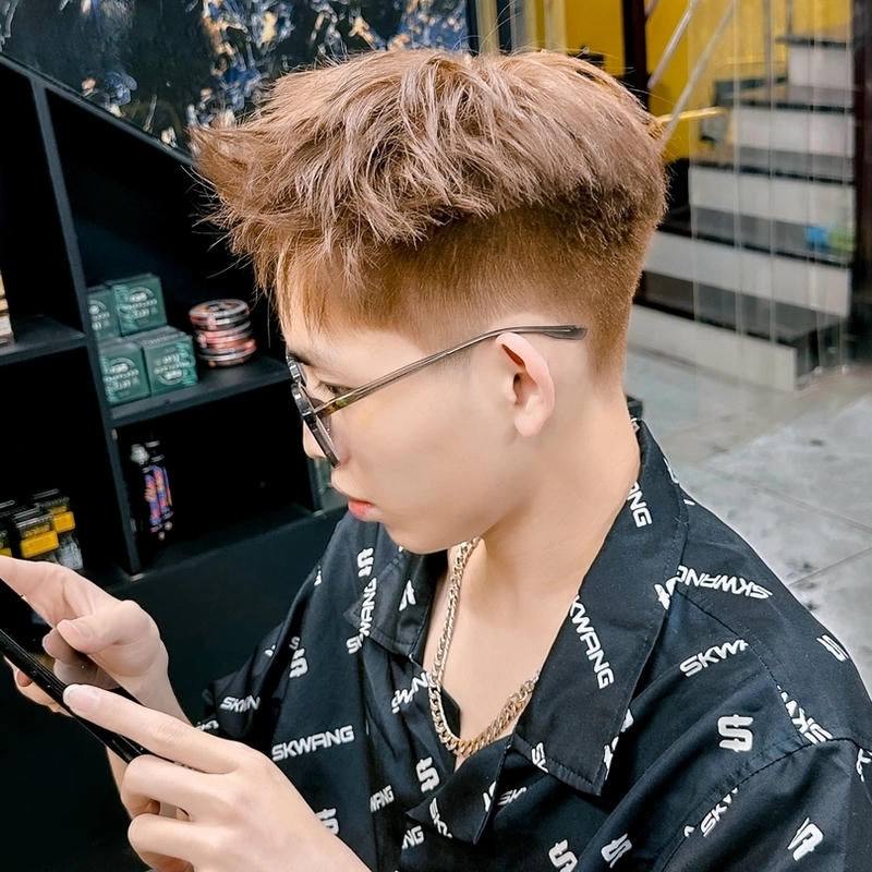 kiểu tóc ivy league tạo kiểu