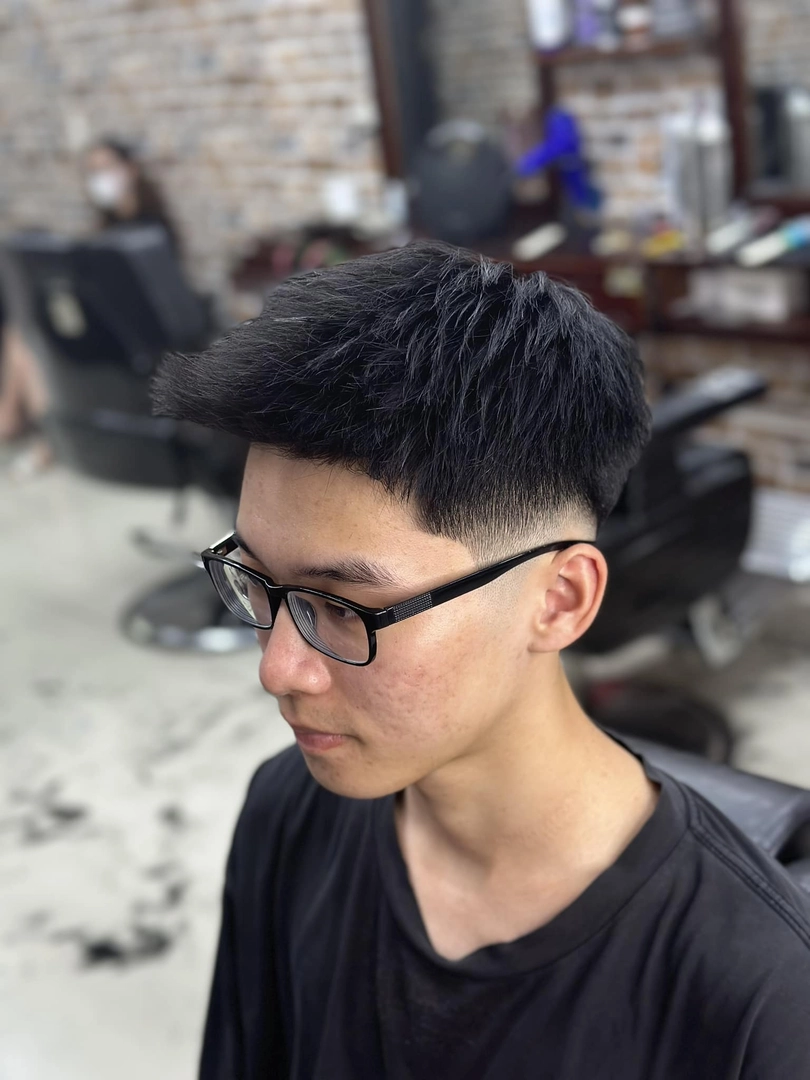 kiểu tóc mohican nam
