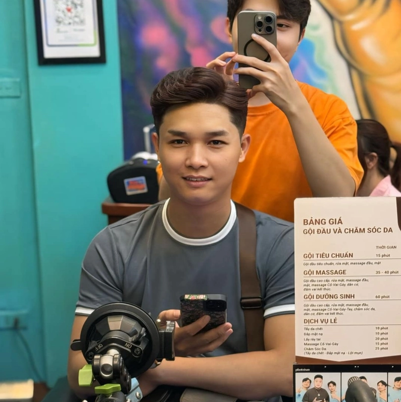 kiểu tóc nam side part vuốt ngược