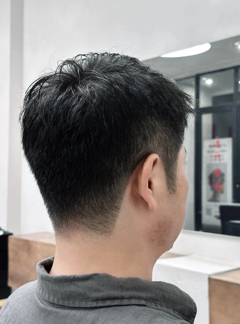 kiểu tóc nam trung niên lịch lãm