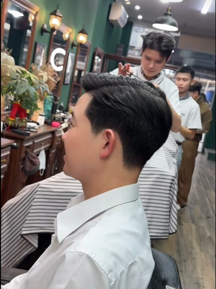 kiểu tóc nam trung niên mặt trái xoan