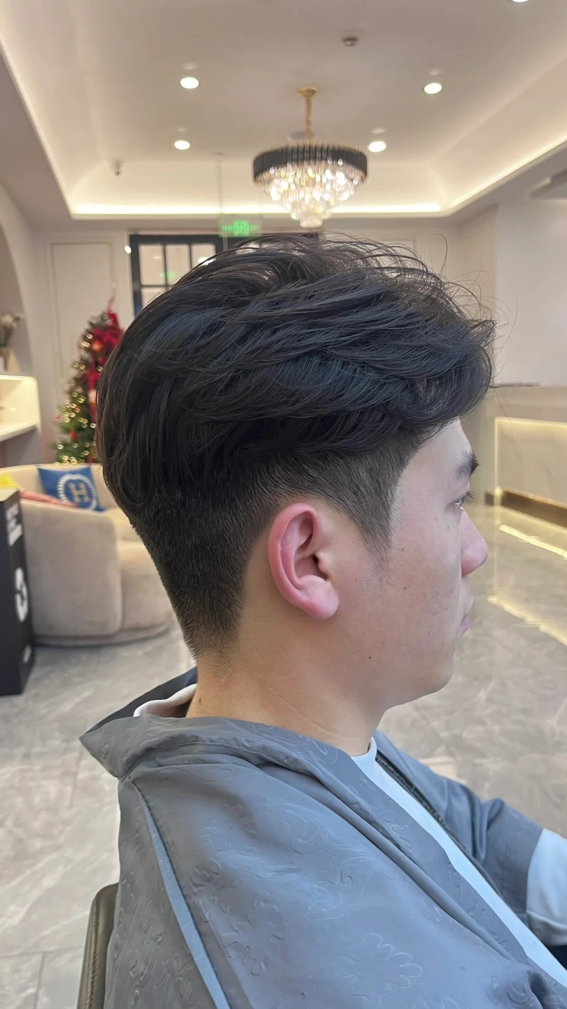 kiểu tóc nam trung niên side part