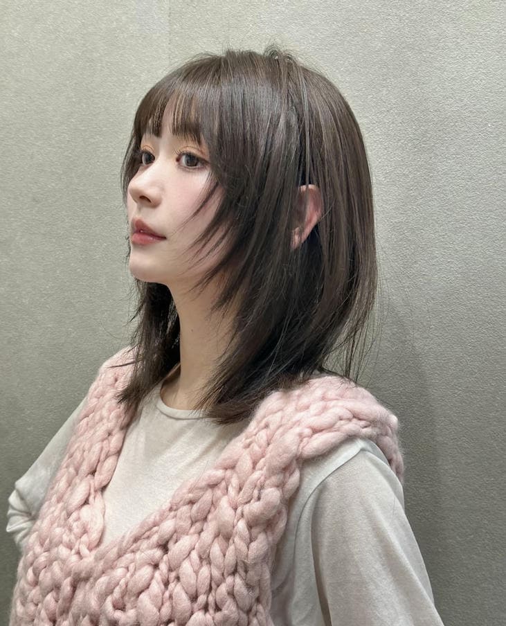 kiểu tóc ngắn nữ layer mặt tròn dễ thương