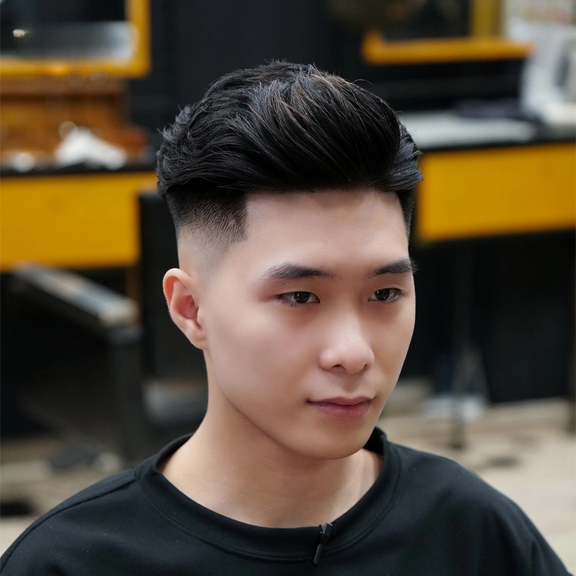 kiểu tóc side part 2 8 vuốt ngược