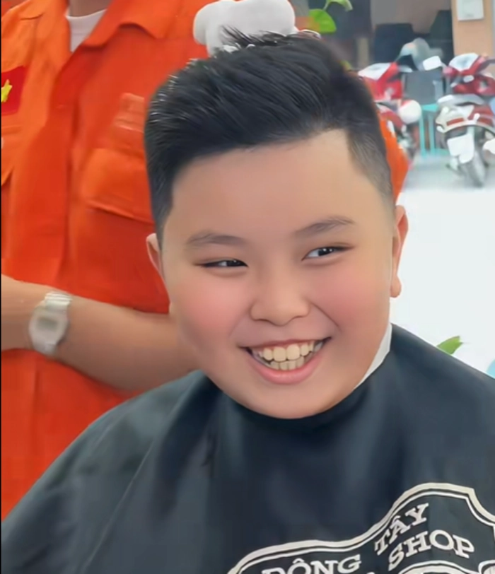 kiểu tóc undercut hiện đại cho bé trai