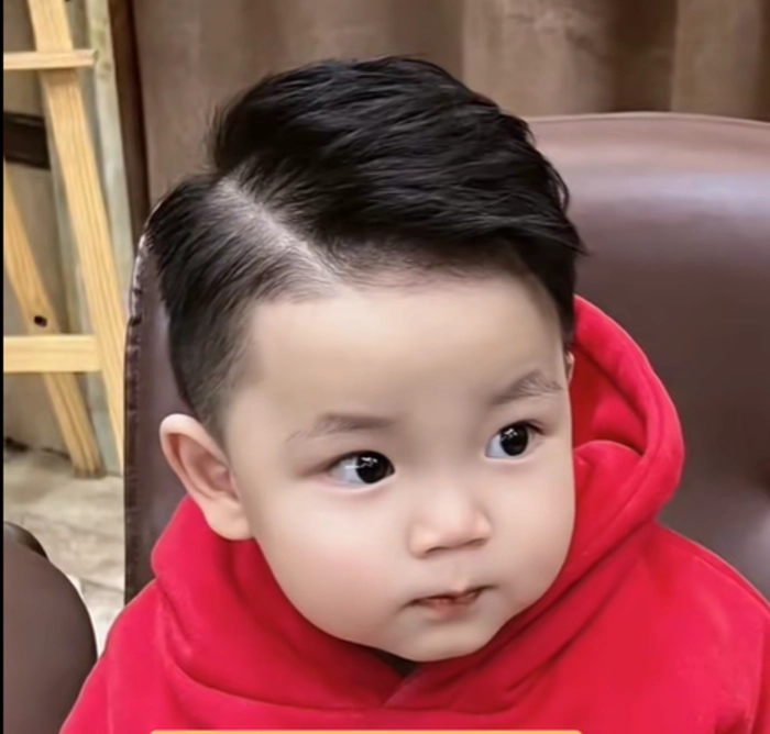 kiểu tóc undercut side part cho bé trai