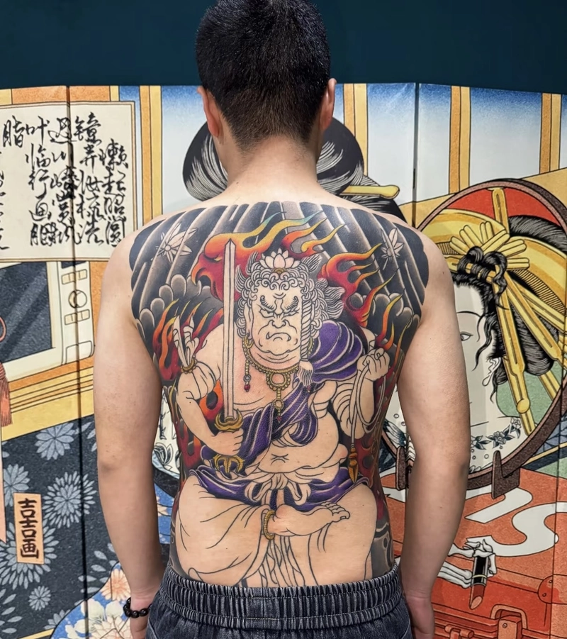 mẫu hình xăm bất động minh vương full lưng