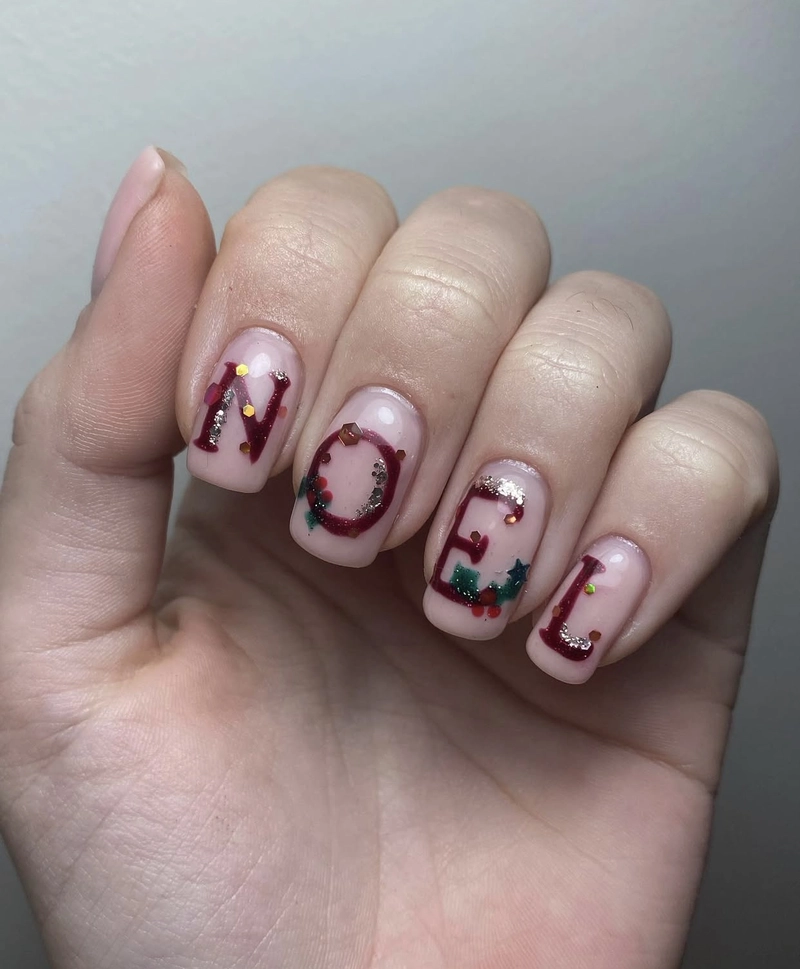 mẫu móng tay mùa noel