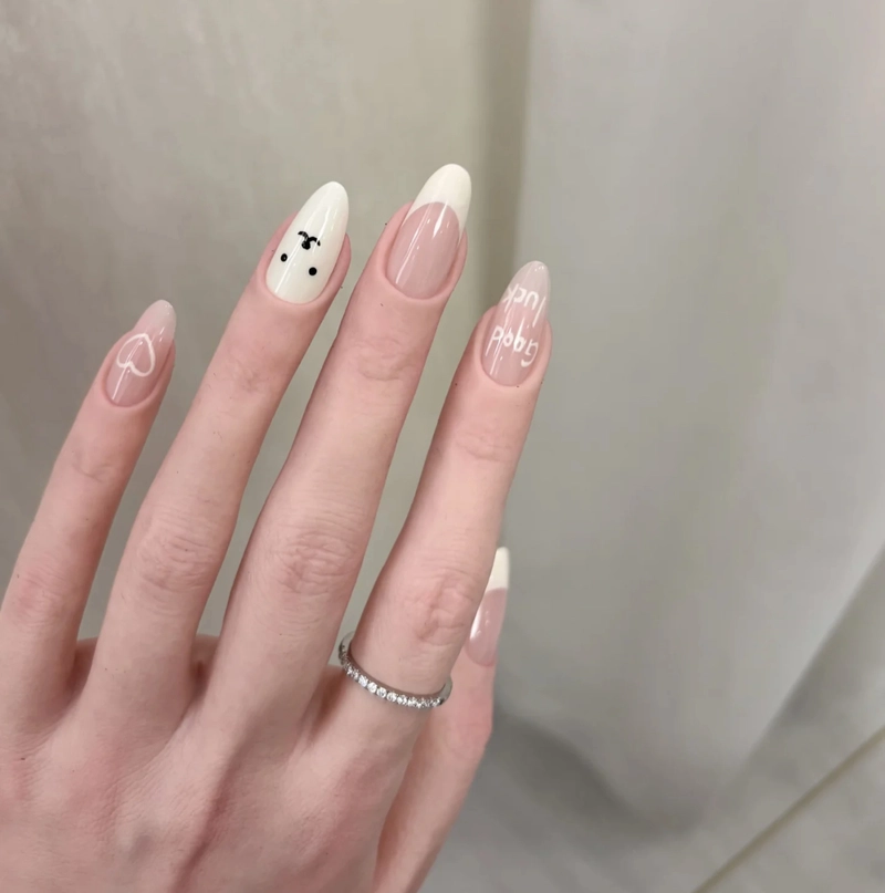 mẫu nail cute dài