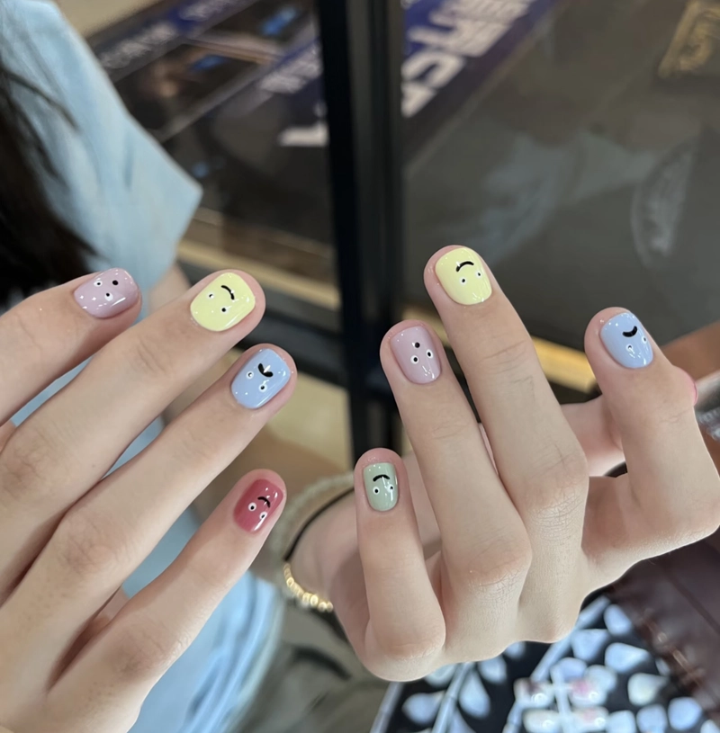 mẫu nail hoạt hình dễ thương