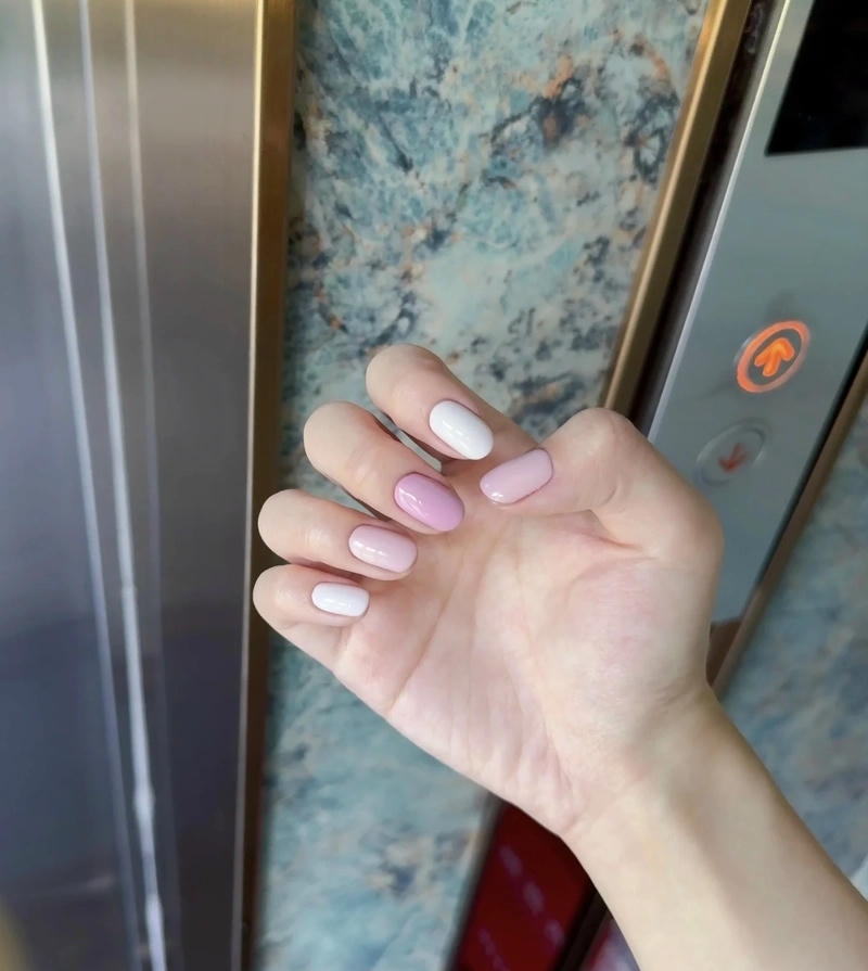 mẫu nail hồng pastel