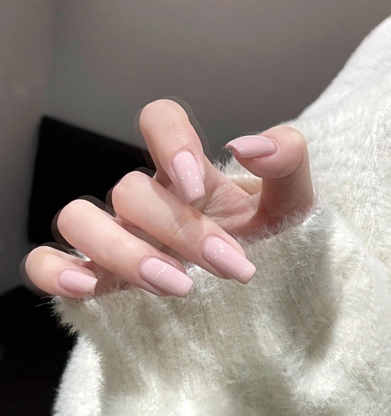mẫu nail màu hồng phấn