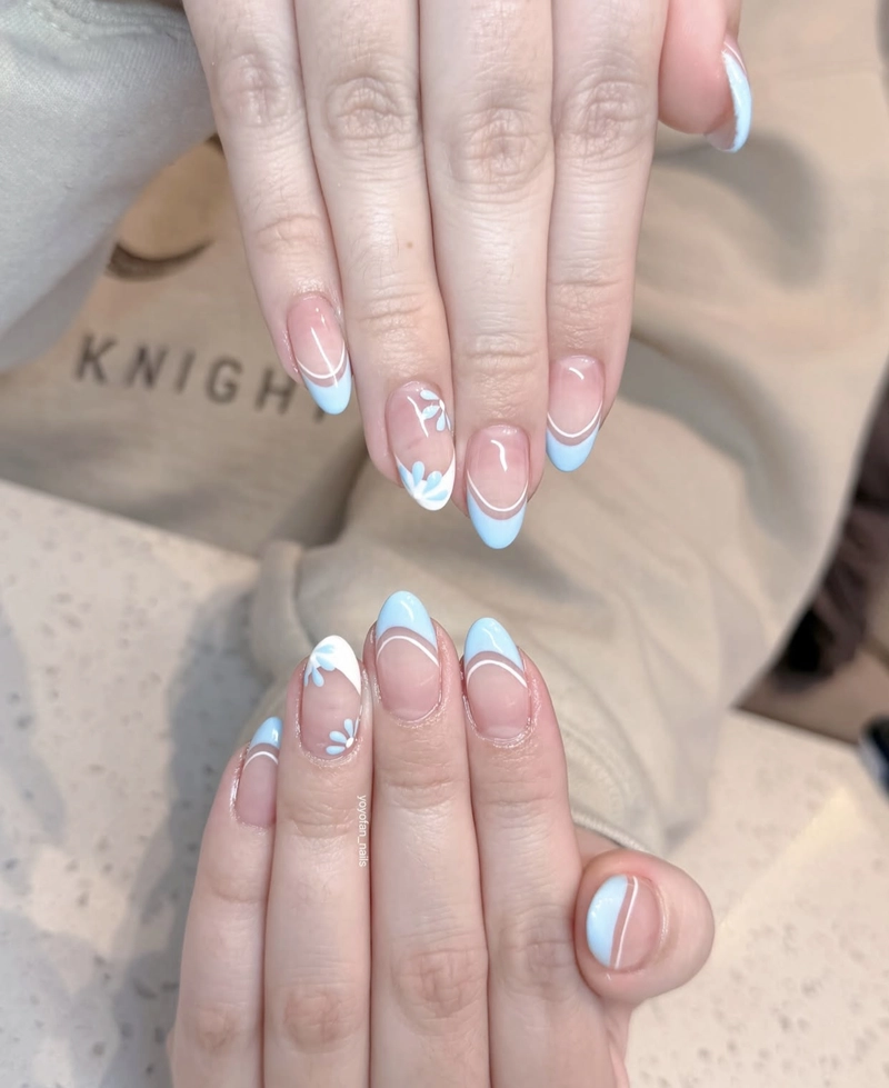 mẫu nail màu xanh dương đẹp