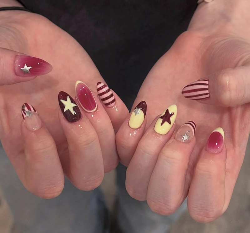 mẫu nail móng nhọn ngắn