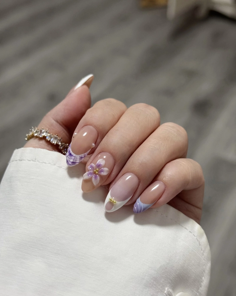 mẫu nail móng nhọn tròn ngắn