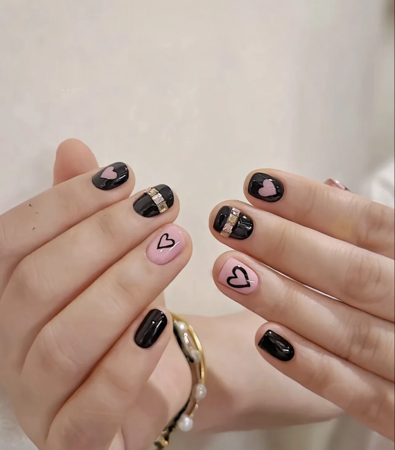 mẫu nail ngắn đơn giản