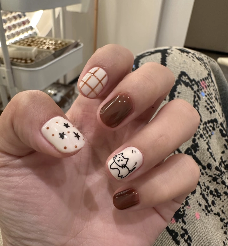 mẫu nail ngắn hàn quốc đẹp