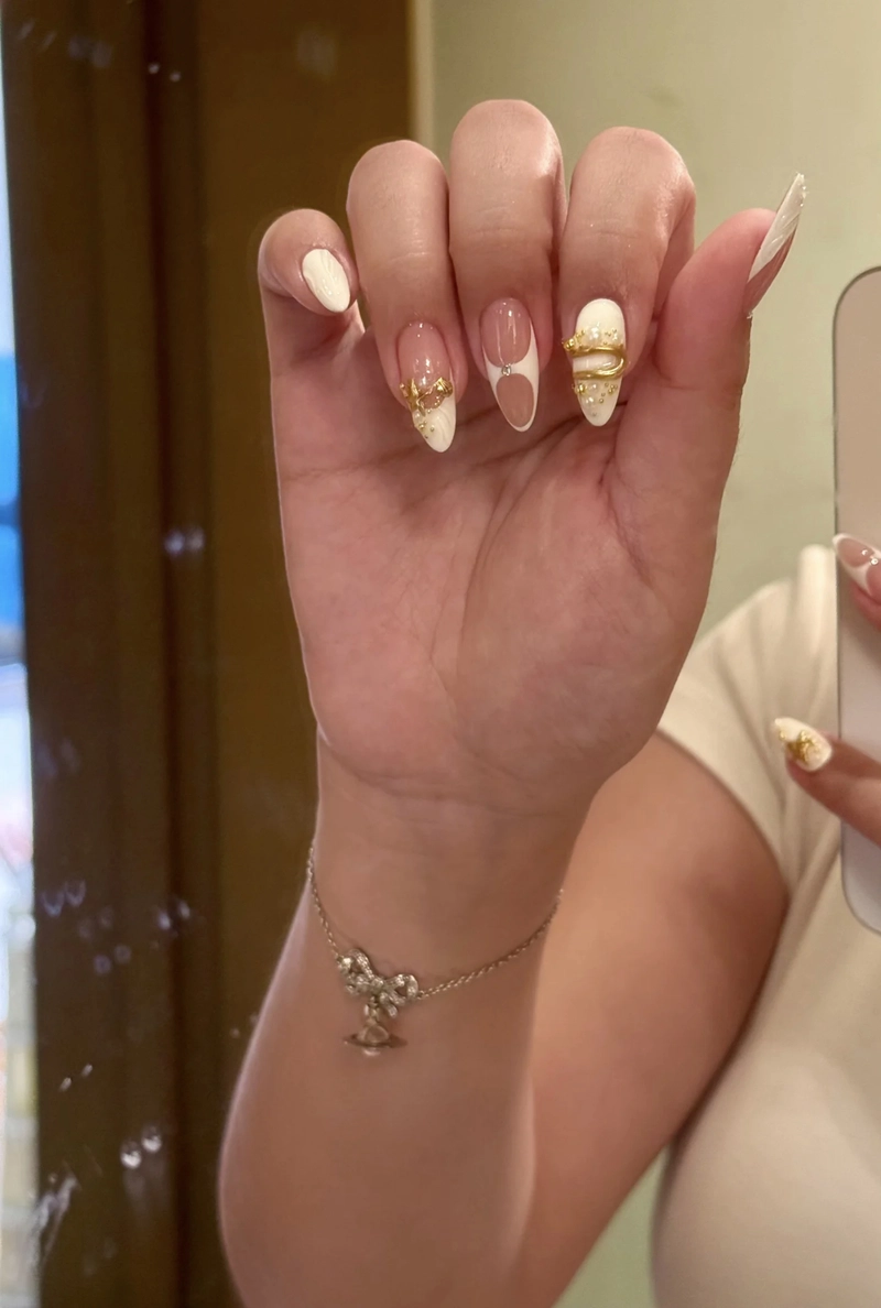 mẫu nail nhọn cực đẹp