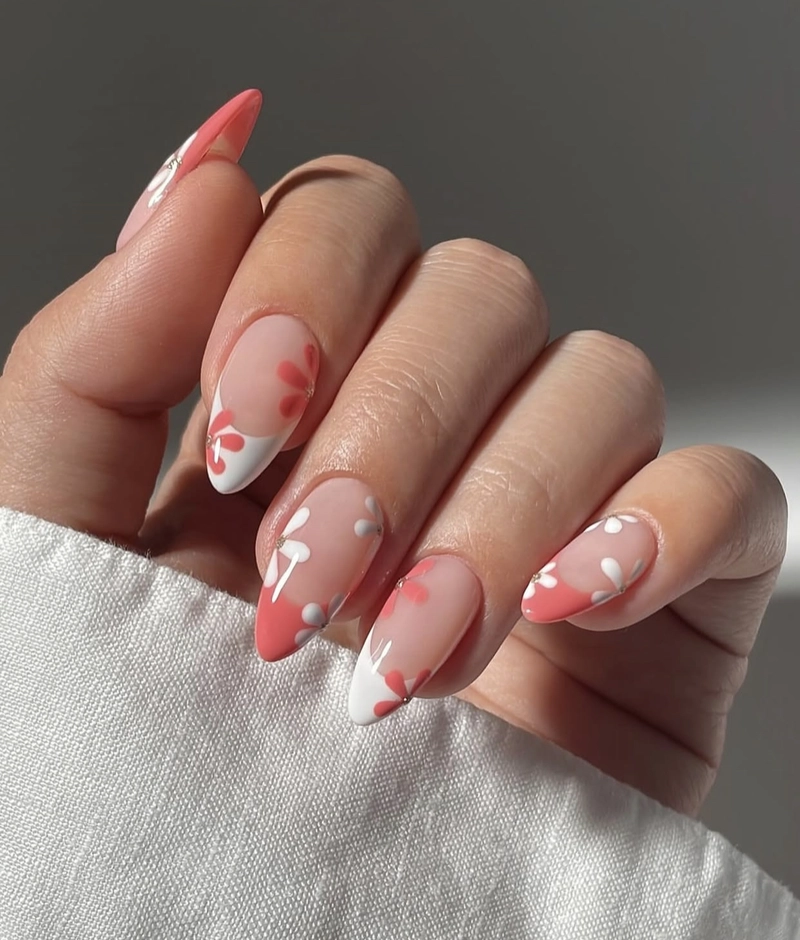mẫu nail tay đẹp móng nhọn